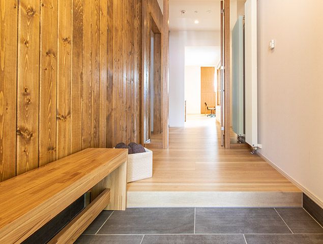 Birchwood - The hallway